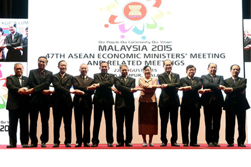 Việt Nam và các nước ASEAN bày tỏ quyết tâm thực hiện AEC vào cuối năm 
