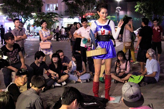 Xôn xao loạt ảnh cosplay của Top 11 Vietnam’s Next Top Model 2015 