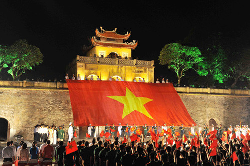 Đồng chí Lê Hồng Anh tham dự Cầu truyền hình đặc biệt “Lá cờ Độc lập” 