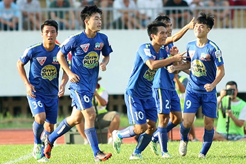 Vòng 24 V-League: Nín thở ở sân Pleiku