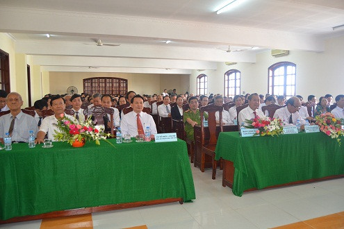 Chánh án TANDTC Trương Hòa Bình dự lễ kỷ niệm 70 năm ngày Truyền thống TAND tại tỉnh Bến Tre