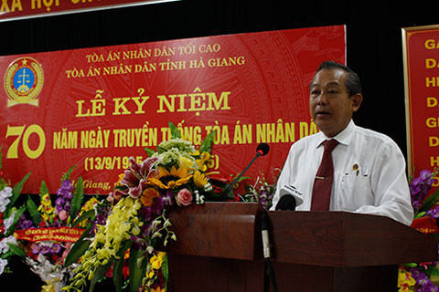 Chánh án TANDTC Trương Hoà Bình dự Lễ kỷ niệm 70 năm ngày Truyền thống TAND tại Hà Giang