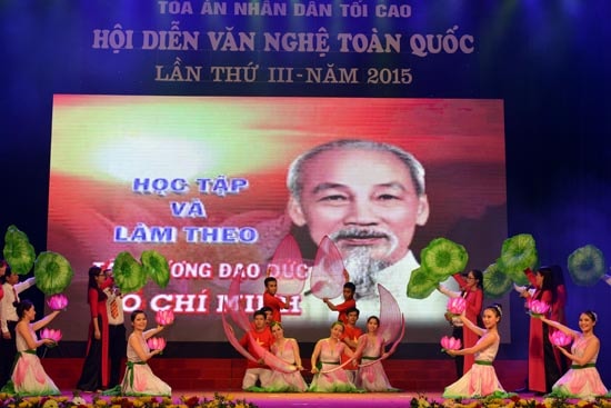 Nhìn lại hội diễn văn nghệ TAND toàn quốc lần thứ III: Sống động, rực rỡ sắc màu và đậm đà sâu lắng