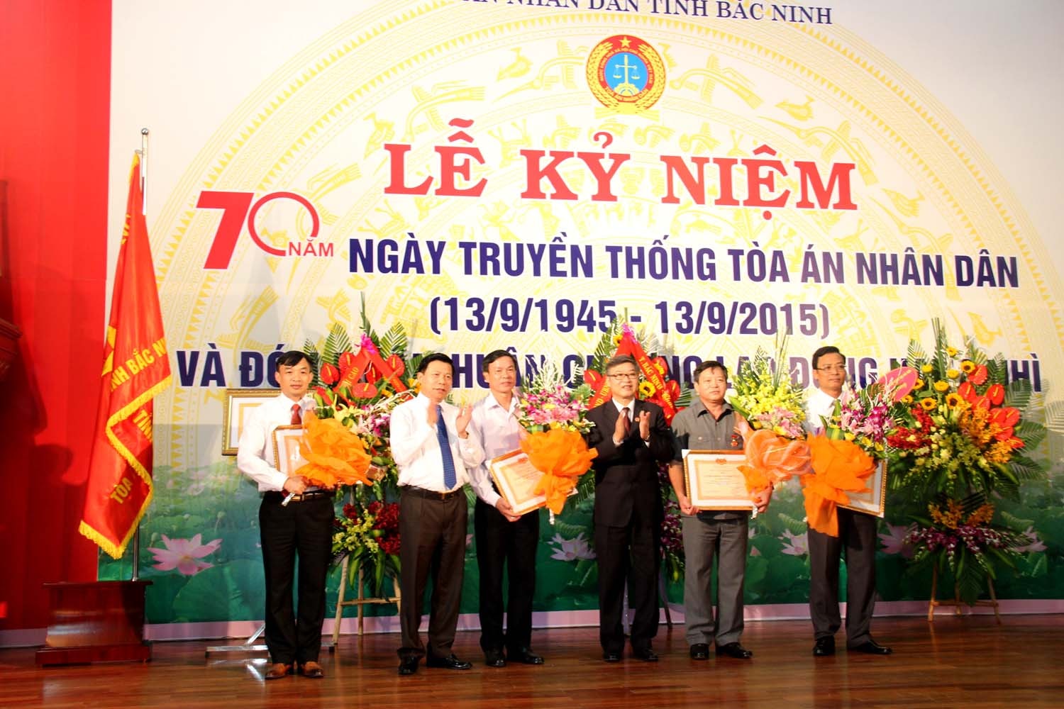 TAND tỉnh Bắc Ninh kỷ niệm 70 năm ngày Truyền thống và đón nhận Huân chương Lao động hạng Nhì