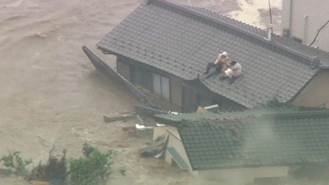 Nhật Bản: Lũ ngập cao 60m, khu vực 65.000 người sinh sống chìm trong nước