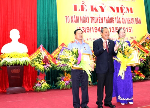 TAND tỉnh Nghệ An kỷ niệm 70 năm ngày Truyền thống TAND