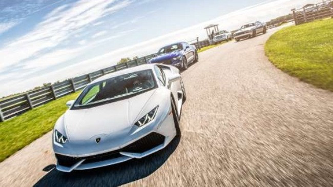 Lamborghini ra mắt siêu xe mới với giá 210.800 USD