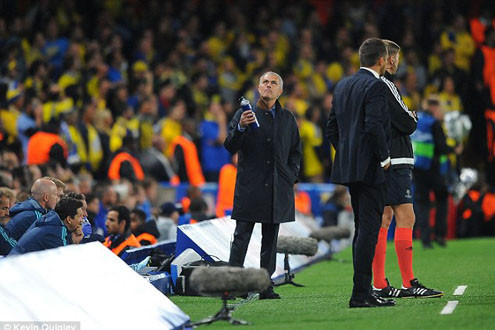 HLV Mourinho “nổ” vang trời sau trận thắng Maccabi Tel-Aviv