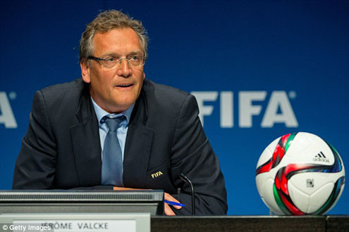 Tổng thư ký FIFA bị buộc rời khỏi chức vụ vì nghi  án nhận hối lộ