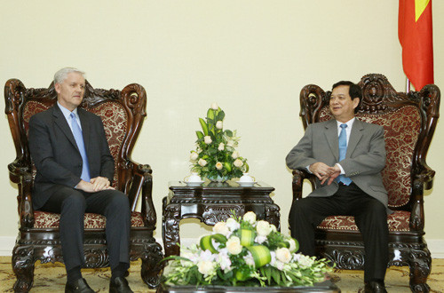 Thủ tướng Nguyễn Tấn Dũng tiếp tân Giám đốc quốc gia của Ngân hàng ADB tại Việt Nam