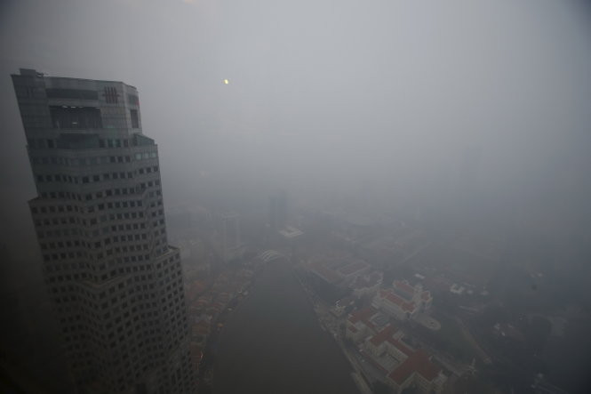 Ô nhiễm khói bụi nghiêm trọng Singapore đóng cửa khẩn cấp trường học 