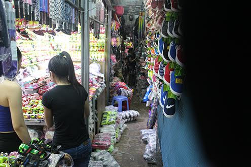 TT-Huế: Tiểu thương lo ngại về mất an toàn cháy nổ ở chợ Đông Ba