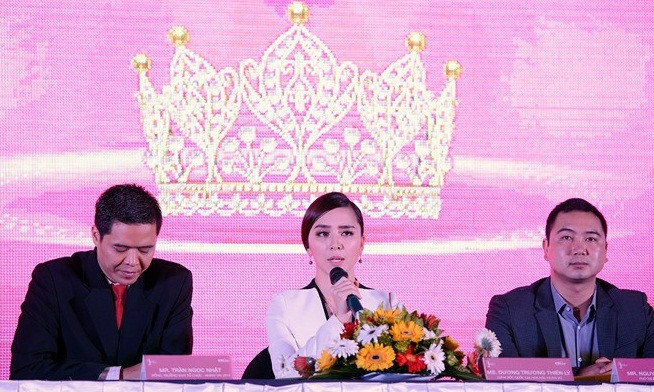 Tin giải trí ngày 30/9: BTC Hoa hậu Hoàn Vũ Việt Nam đã nhận 10 đơn tố cáo