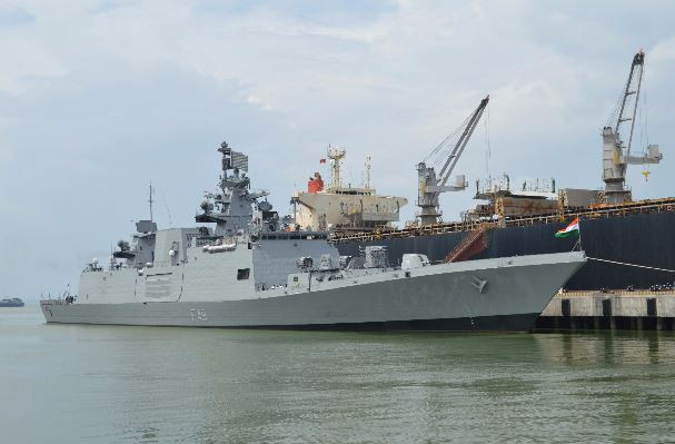 Tàu tàng hình đa nhiệm của hải quân Ấn Độ cập cảng Đà Nẵng