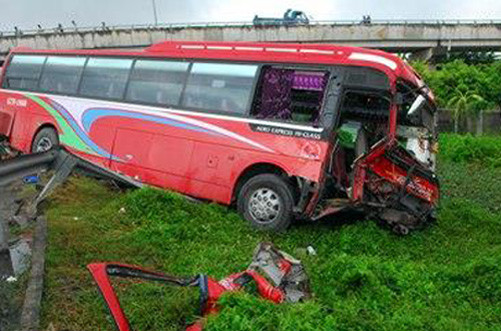 Khởi tố 2 lái xe trong vụ tai nạn liên hoàn trên cao tốc Trung Lương