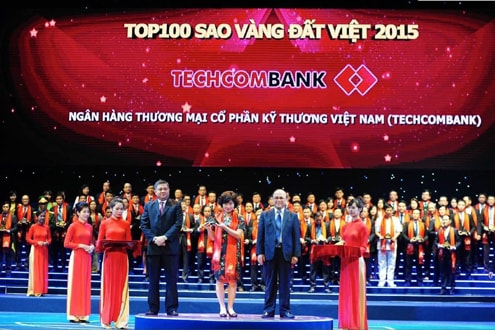 Techcombank tiếp tục nhận giải thưởng Sao vàng Đất Việt 2015