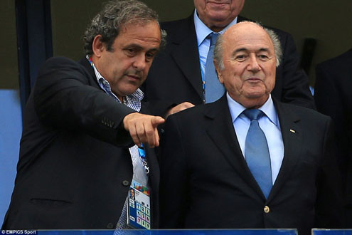 Sepp Blatter và Michel Platini đối mặt án phạt của FIFA
