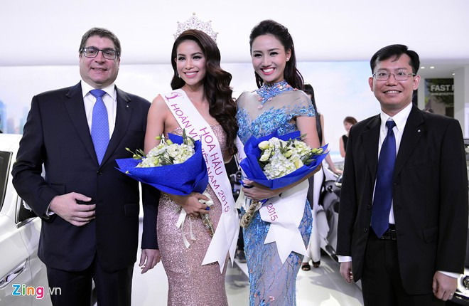 Hoa hậu Phạm Hương, Kỳ Duyên đọ sắc với váy cúp ngực