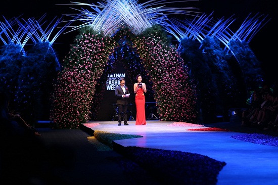 Những con số khủng của sàn diễn Vietnam International Fashion Week 2015