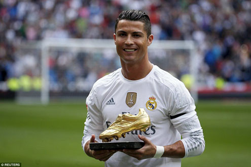 Ronaldo chính thức trở thành chân sút vĩ đại nhất Real Madrid