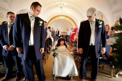 Đám cưới trong mơ của những cô dâu nhỏ nhất thế giới