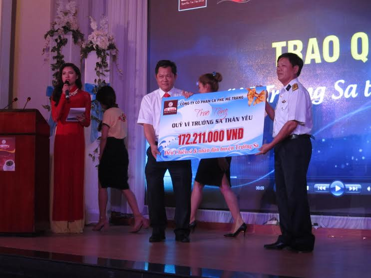 Công ty cổ phần Cà phê Mê Trang ủng hộ 172 triệu đồng cho Quỹ vì Trường Sa thân yêu