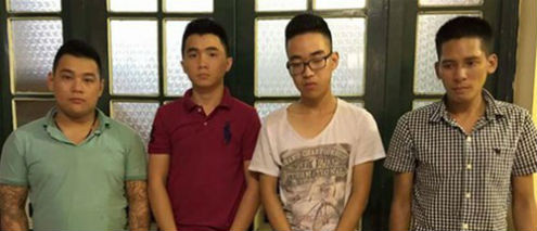 4 thanh niên bị bắt vì đua xe trái phép, lạng lách ngược chiều