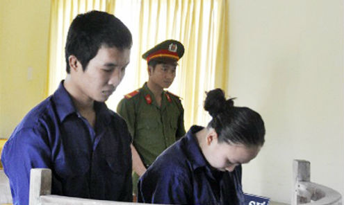 Tin tức xét xử khắp nơi ngày 23/10: Giám định tâm thần cho Hào Anh