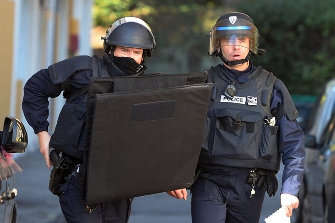Nổ súng khu buôn bán ma túy tại Pháp, 3 người thiệt mạng