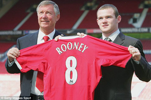 Wayne Rooney - huyền thoại tuổi 30?
