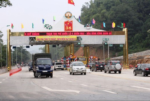 Giảm giá vé qua trạm thu phí với chủ phương tiện ô tô tại thị trấn Lương Sơn