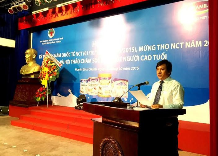 Vinamilk chăm sóc sức khỏe cho hơn 1.600 người cao tuổi TP.Hồ Chí Minh và Hà Nội