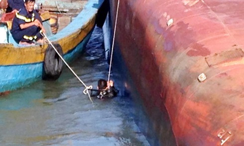 Vụ chìm tàu trên sông Soài Rạp: Đã tìm thấy một người còn sống 
