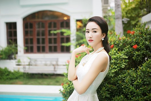 Cận cảnh nhan sắc Việt Nam tham gia Hoa hậu liên lục địa 2015