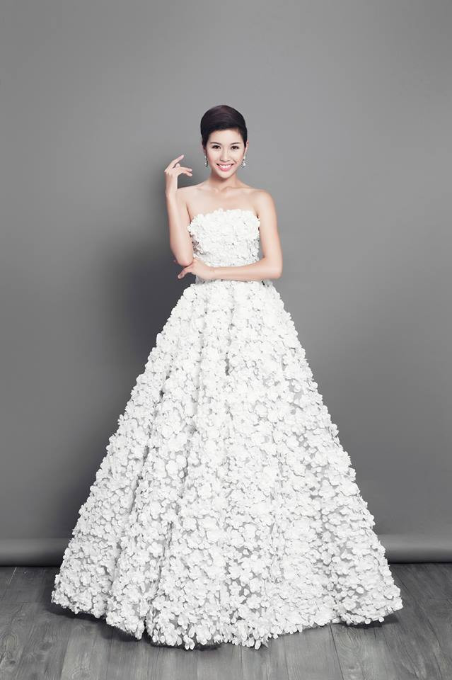 Hoa hậu quốc tế 2015: Ngắm trang phục dạ hội của Thúy Vân