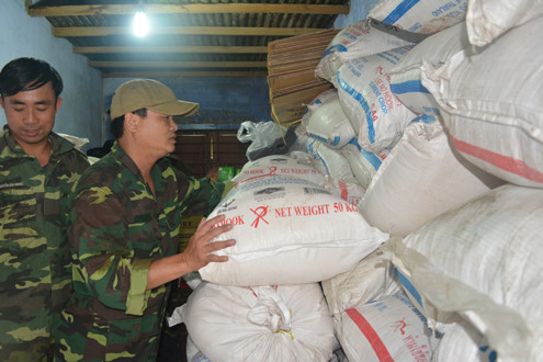 Bắt giữ 3 tấn đường nhập lậu từ Lào về Việt Nam 