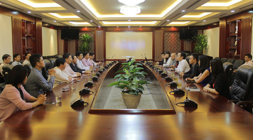 Thường trực Tỉnh ủy Quảng Bình làm việc tại Tập đoàn FLC
