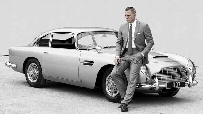 Mê mẩn tập đoàn siêu xe khủng của điệp viên 007