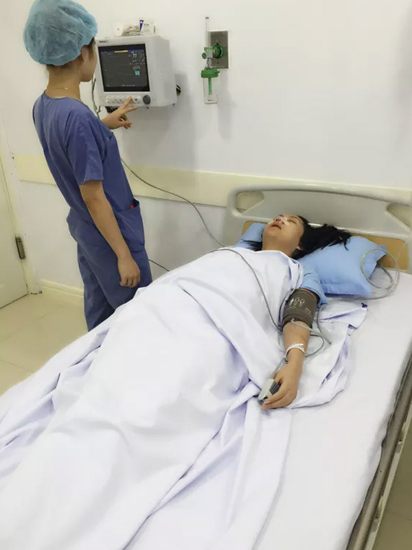 Phi Thanh Vân phủ nhận phẫu thuật thẩm mỹ khi mang thai