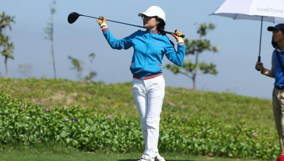 Ngày thi đấu thứ 2 giải FLC Golf Championship 2015: Sôi động cuộc đua