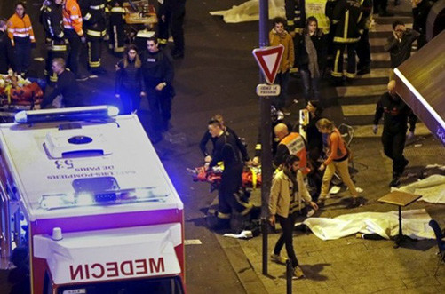 Vụ tấn công khủng bố tại Pháp: Xác định danh tính hai kẻ tấn công