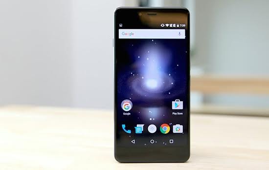 OnePlus X hay Google Nexus 5X đáng mua hơn