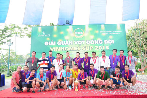 Hàng trăm cư dân tham dự Giải quần vợt đồng đội Vinhomes Cup 2015