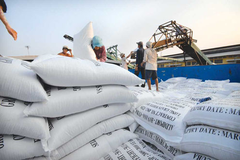 Tin tức kinh tế ngày 27/11: Xuất khẩu gạo năm 2015 ước đạt 6,8 triệu tấn
