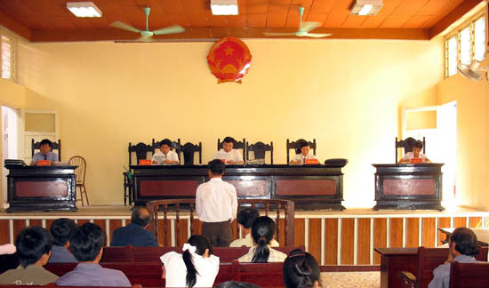 TAND hai cấp tỉnh Bắc Giang: Đẩy mạnh tranh tụng tại các phiên tòa