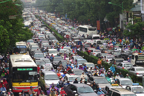 Dành hơn 2.167 tỷ đồng, Hà Nội có những giải pháp nào để giảm ùn tắc giao thông?