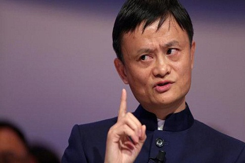 Nhân viên bảo vệ bỗng nhiên nổi tiếng vì giống tỷ phú Jack Ma