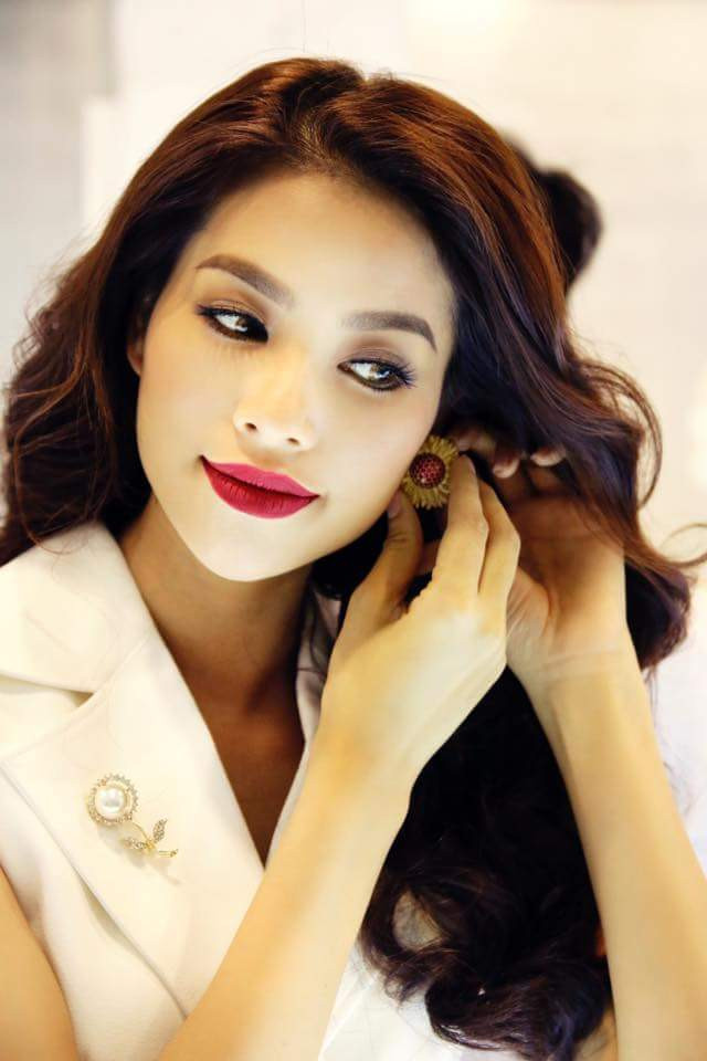 Hoa hậu Hoàn vũ Thế giới 2015: Phạm Hương lọt Top 5 người đẹp tiềm năng nhất
