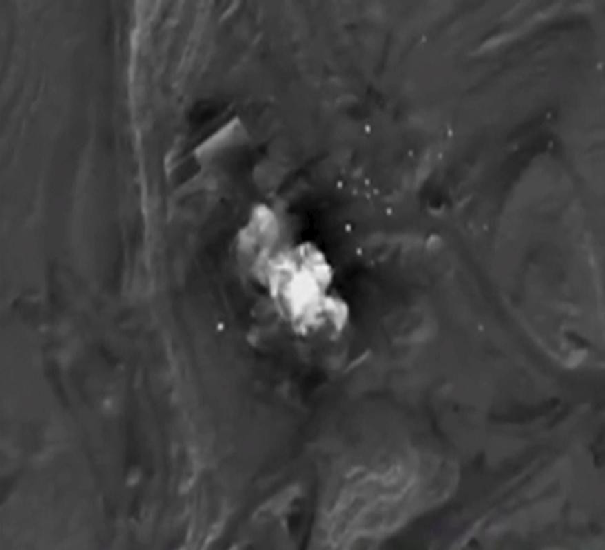 Sau vụ Su-24, “chim sắt” Nga oanh tạc dữ dội Syria