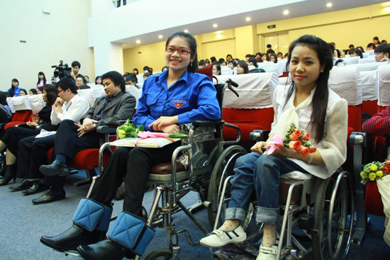 Thúc đẩy hòa nhập cho người khuyết tật và người cao tuổi: Luật đã đi vào cuộc sống